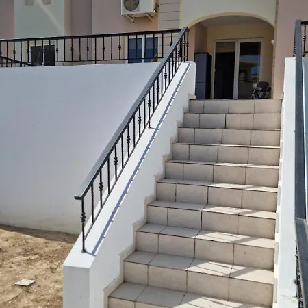 Tersefanou Retreat *