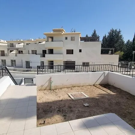 Tersefanou Retreat