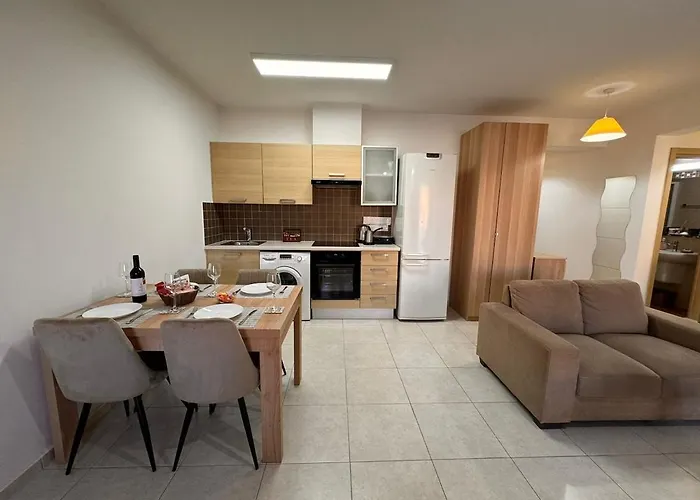 Tersefanou Retreat *