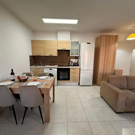 Tersefanou Retreat *